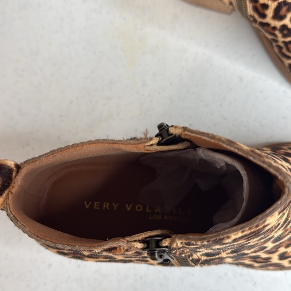 VERY VOLATILE Gracemont Casual Boots Ankle Low Heel- Brown, Tan Leopard, 8 - Picture 10 of 12